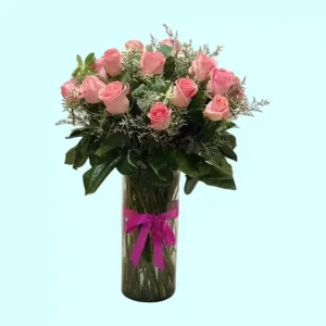 Vibras Positivas arreglo de 24 rosas en florero de cristal