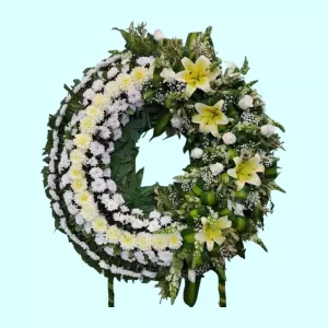 Corona floral para condolencias de 1 metro con lilis rosas y crisantemos