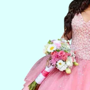 Ramo para XV años en tonos rosa para quinceañera